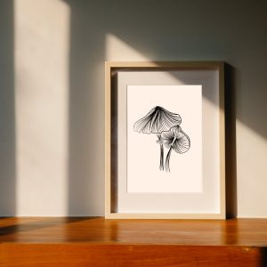 poster-paddenstoel-zwart-wit-fine-line-illustratie-herfst.jpg